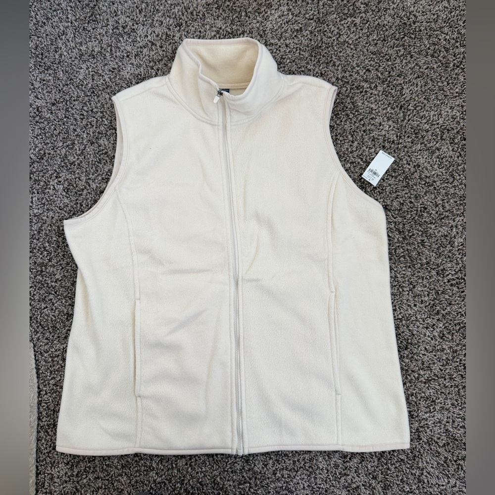 Old Navy Cream Full-Zip Sleeveless Fleece Vest